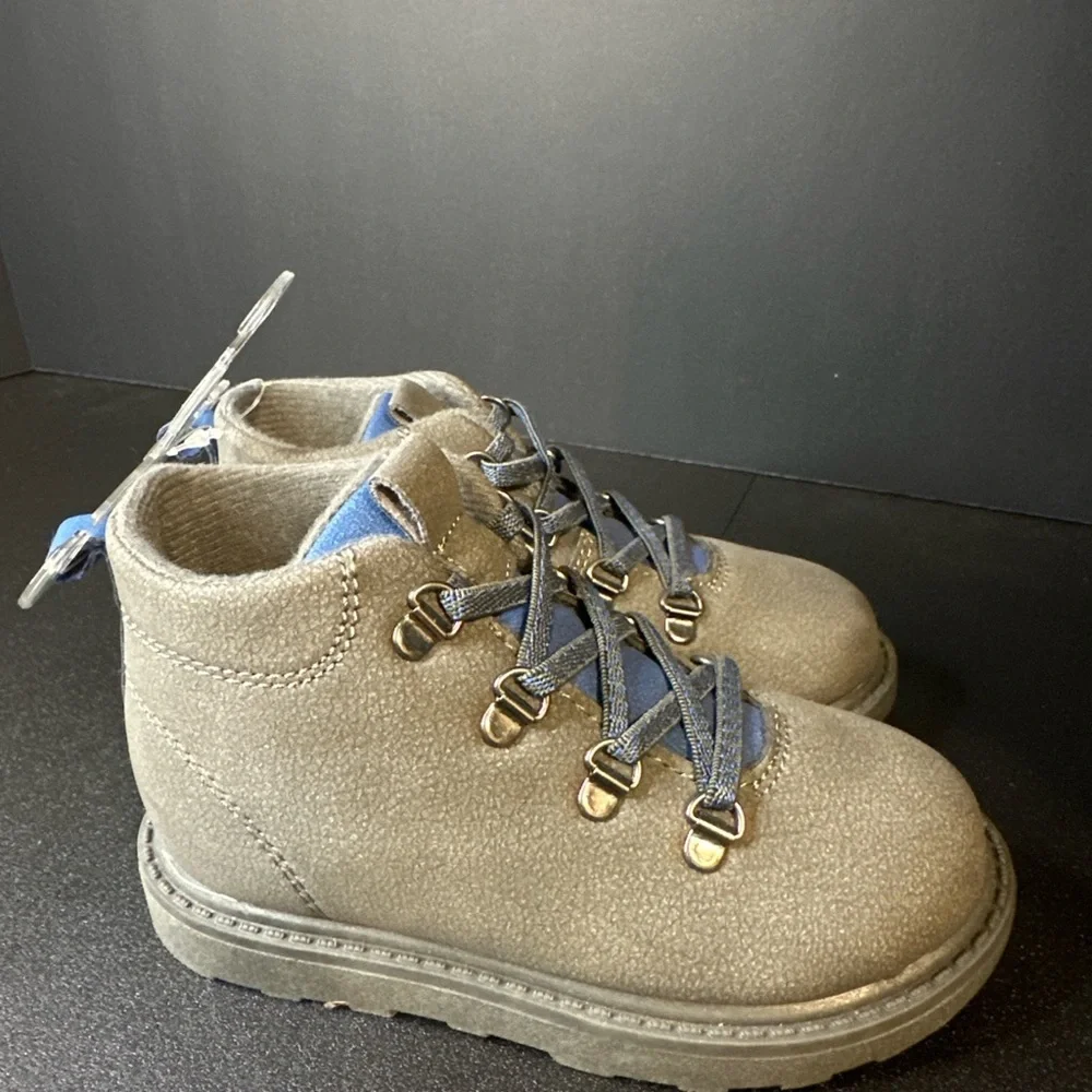 Carter's Toddler‎ Boys Hiking Boots Size 8M Gray Blue Donnie Style Lace-Up
